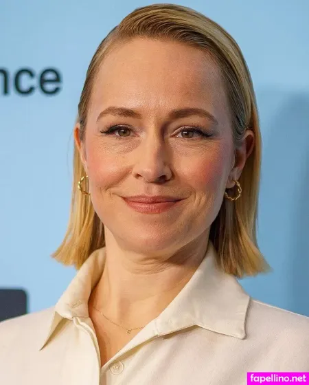 Sarah Goldberg OnlyFans Thumbnail #5aGw4SCT9v