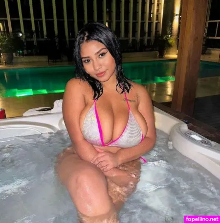 Sarah Grace Foster OnlyFans Thumbnail #Jb3O3olkOD