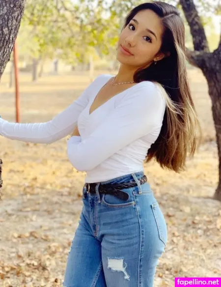 Sarah Grace Main Profile Photo