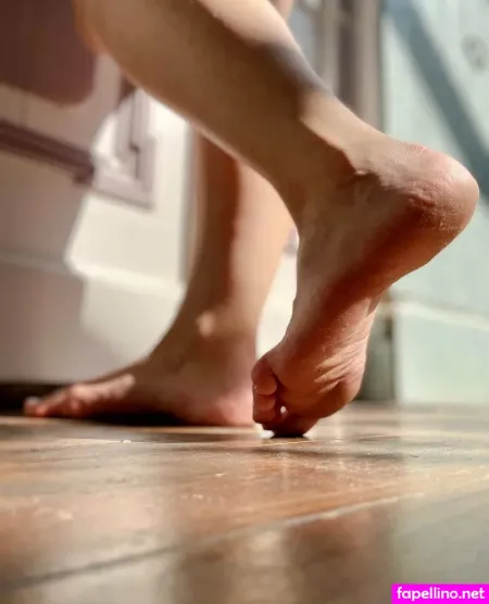Sarah Heels World OnlyFans Thumbnail #81aGOj8z1Z