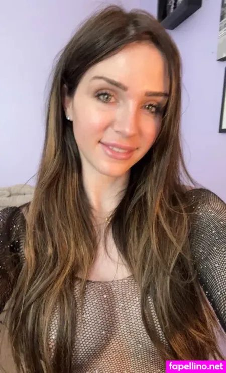 Sarah Hills 1 OnlyFans Thumbnail #v59dzzQZ29