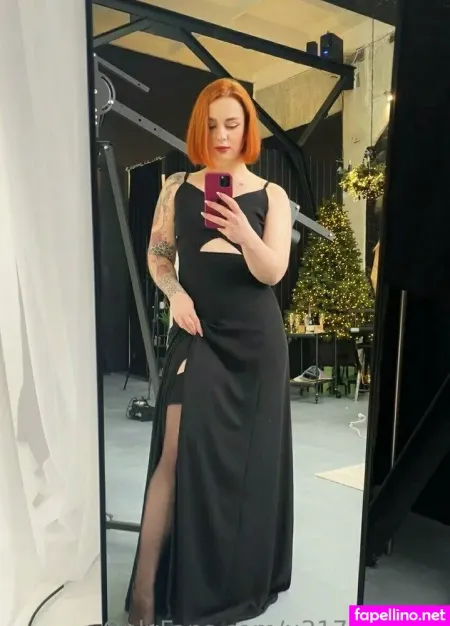 Sarah Holland OnlyFans Thumbnail #R56FaxgAKq