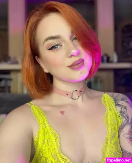 Sarah Holland OnlyFans Thumbnail #fI3JOhm1IN