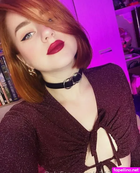 Sarah Holland OnlyFans Thumbnail #rAS3pOEi8N