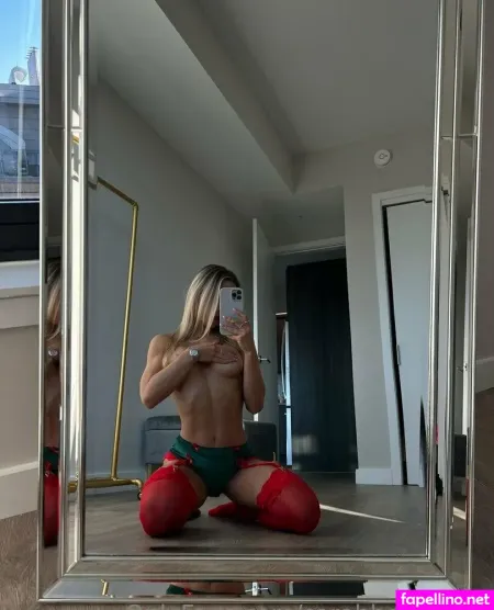 Sarah Houchens 33 OnlyFans Thumbnail #3w6eOMQw37