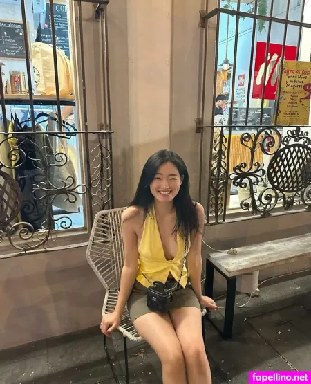 Sarah Hwang OnlyFans Thumbnail #Ldo27FrrmS