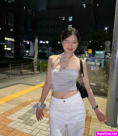 Sarah Hwang OnlyFans Thumbnail #moc0nFQsje