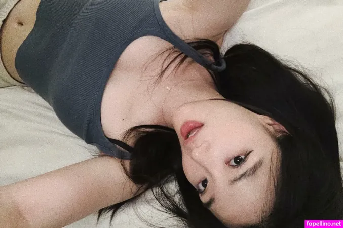 Sarah Hwang OnlyFans Thumbnail #xhxDlH1Reo