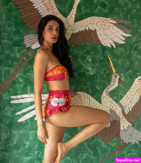 Sarah Jane Dias OnlyFans Thumbnail #98UV84Pzx4