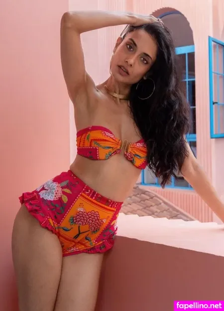 Sarah Jane Dias OnlyFans Thumbnail #sRroIm7tus