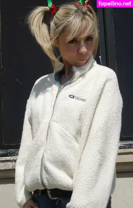 Sarah Jane Honeywell OnlyFans Thumbnail #Cp7MinoX6Y