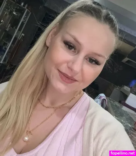 Sarah Jane Wollny OnlyFans Thumbnail #2dMekdNAyT