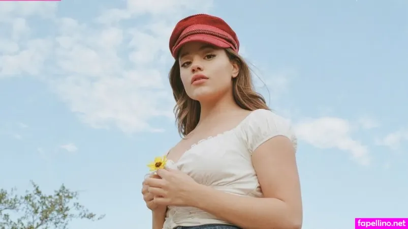 Sarah Jeffery OnlyFans Thumbnail #RylGqLpw4y