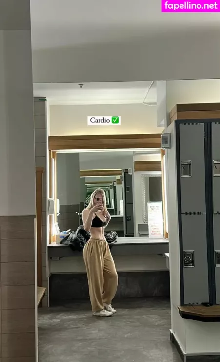 Sarah Johnston OnlyFans Thumbnail #49M7GV1p1e