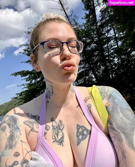 Sarah Karuna Satori OnlyFans Thumbnail #xXnpBmsh3y