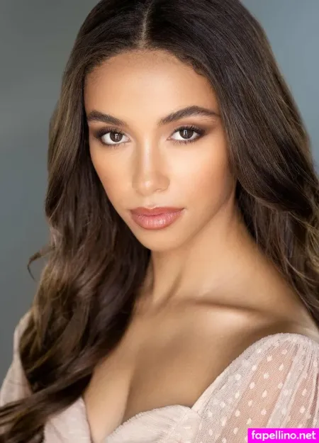 Sarah Kaufmann OnlyFans Thumbnail #E7daMwOrWT