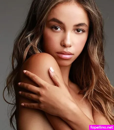 Sarah Kaufmann OnlyFans Thumbnail #UeN5grrraJ