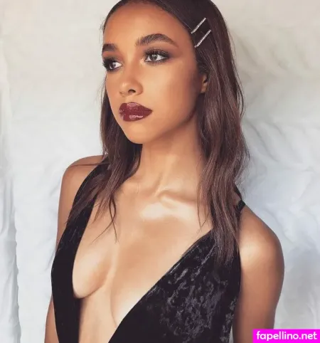 Sarah Kaufmann OnlyFans Thumbnail #XCQr3a7FlN