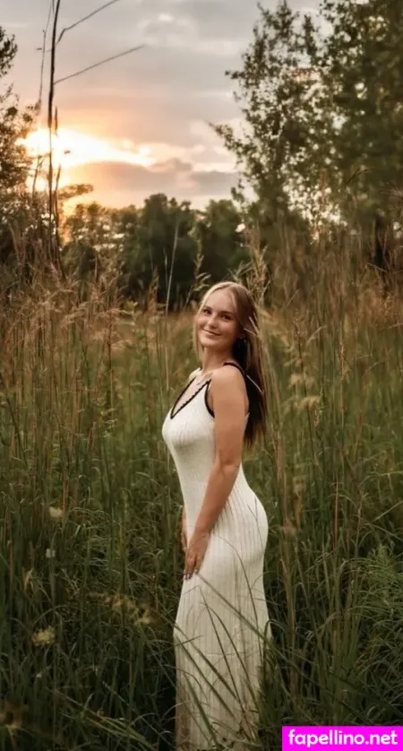 Sarah Kelly OnlyFans Thumbnail #3rL9CSmYTB