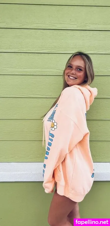 Sarah Kelly OnlyFans Thumbnail #7U9EHjDRt9