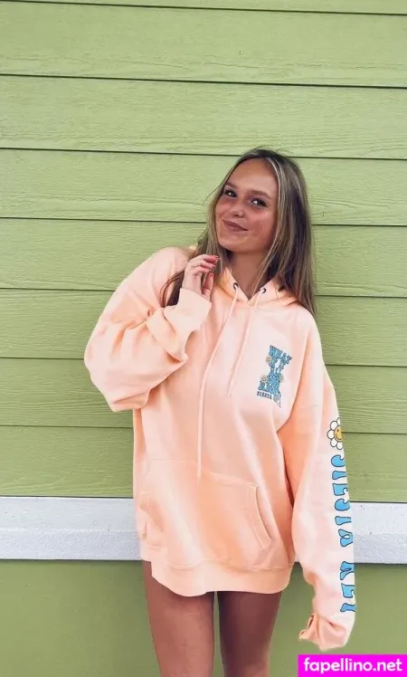 Sarah Kelly OnlyFans Thumbnail #jKRw6ikG7x