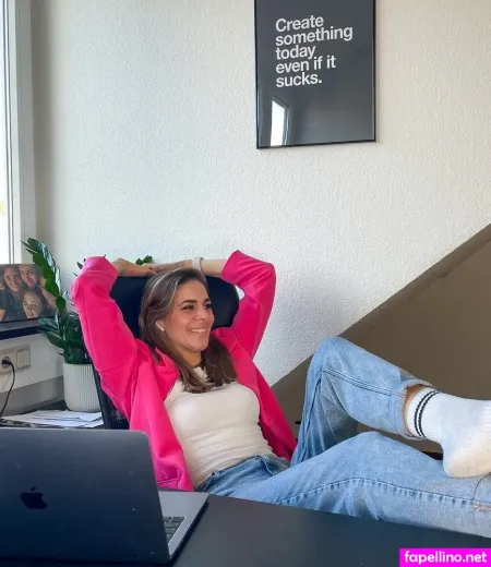 Sarah Kim Gries OnlyFans Thumbnail #QkdK0KuPOv