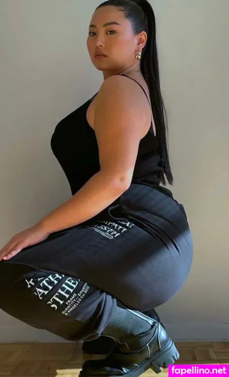 Sarah Kim OnlyFans Thumbnail #3YvUSyb92D