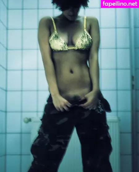 Sarah Kuttner OnlyFans Thumbnail #TIZpMvuZN7