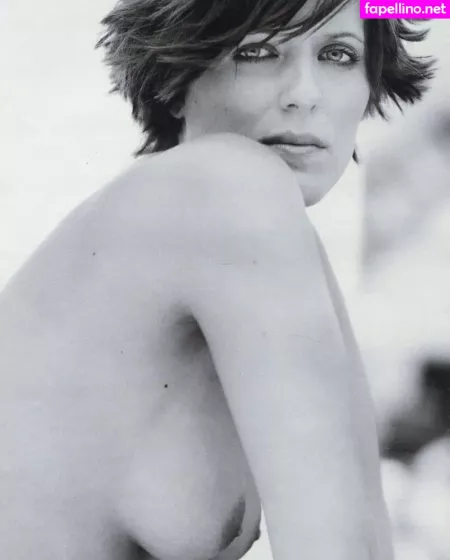 Sarah Kuttner OnlyFans Thumbnail #W6TCfc8pCV