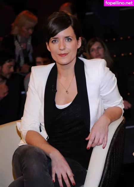 Sarah Kuttner OnlyFans Thumbnail #bKKkiADmyc