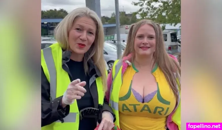 Sarah Lang OnlyFans Thumbnail #3E2P2Bg3oG