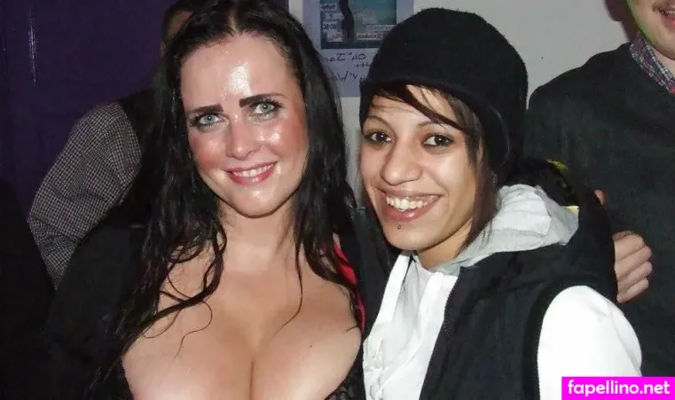 Sarah Lang OnlyFans Thumbnail #Ht6orLwJtW