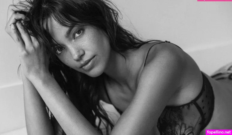 Sarah Lewis OnlyFans Thumbnail #KOUUgkImy5