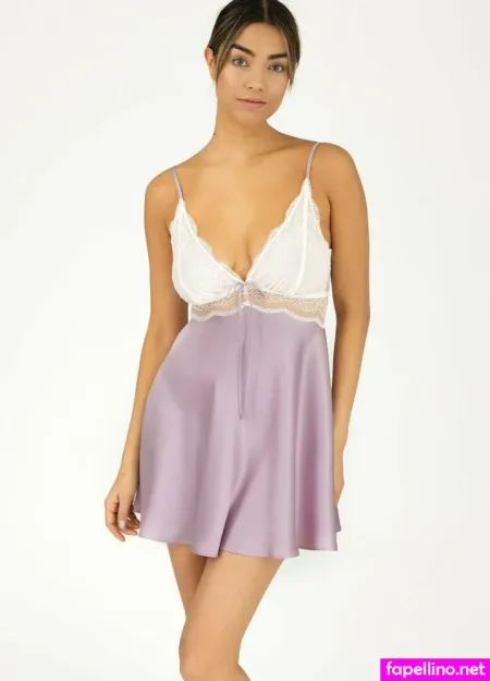 Sarah Lewis OnlyFans Thumbnail #peBT0AIjln