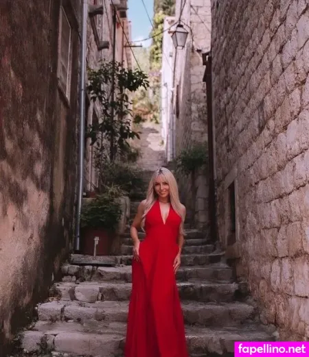 Sarah Liebich OnlyFans Thumbnail #MjKWhturXM