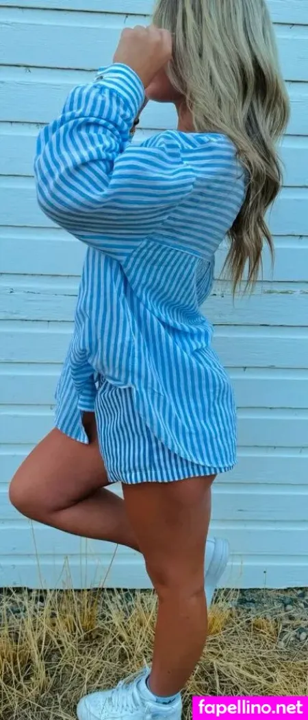 Sarah Lindstrom 1 OnlyFans Thumbnail #5cE3It0R2l