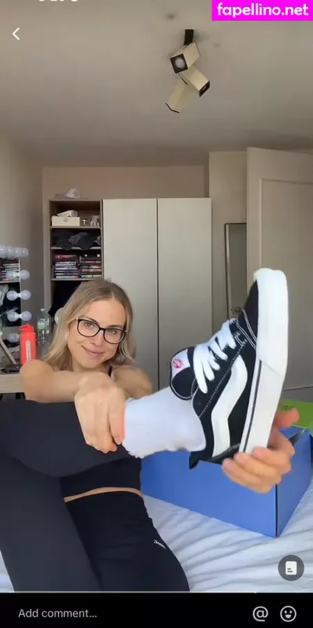 Sarah Lloyd OnlyFans Thumbnail #hJHVFYzBDH