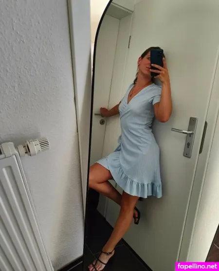 Sarah Love69 OnlyFans Thumbnail #iW8IEtIg9i