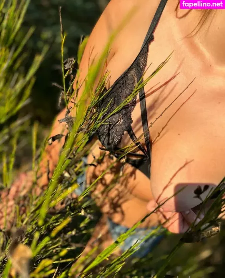 Sarah Lovexo OnlyFans Thumbnail #LHjjOYedX1