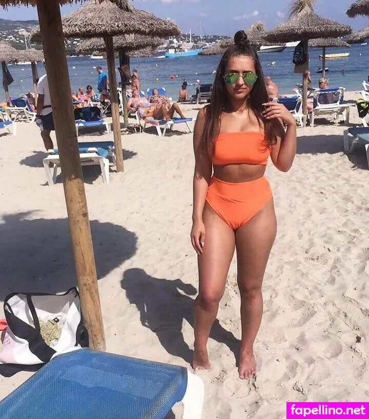 sarahmalcs Nude Leaked OnlyFans Photo #0C1nEFJgkM