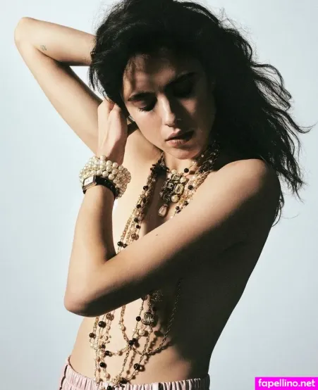 Sarah Margaret Qualley OnlyFans Thumbnail #7X9XRnTNgP
