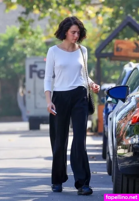 Sarah Margaret Qualley OnlyFans Thumbnail #FuGJGuJDmn