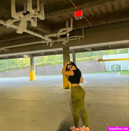 Sarah Marianne OnlyFans Thumbnail #Q0FUO6JXKh
