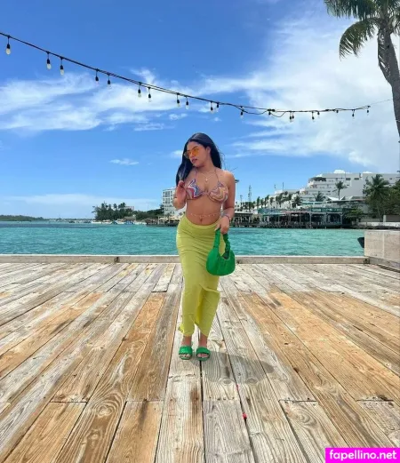 Sarah Marianne OnlyFans Thumbnail #rt5GiotI6u