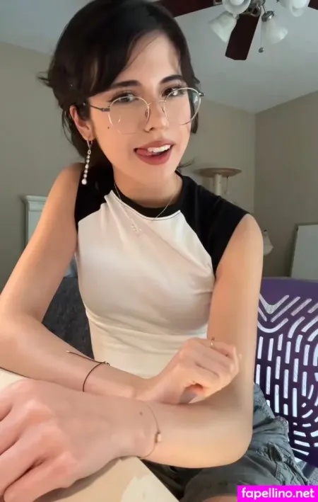 Sarah Michel OnlyFans Thumbnail #ht3vtyQkHi