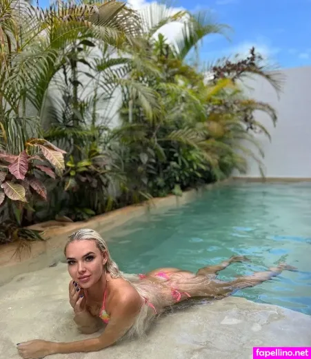 Sarah Milka OnlyFans Thumbnail #cnzA24xD9T