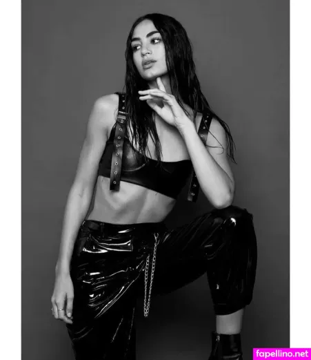 Sarah Mollica OnlyFans Thumbnail #9S4QZFAkTx
