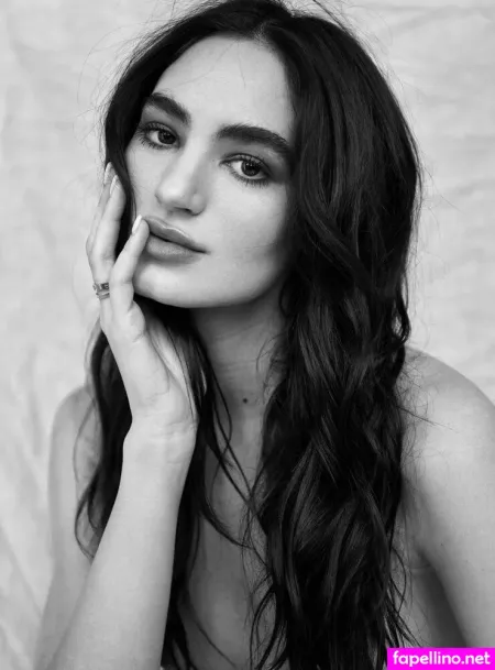 Sarah Mollica OnlyFans Thumbnail #9ehwtAfpDO