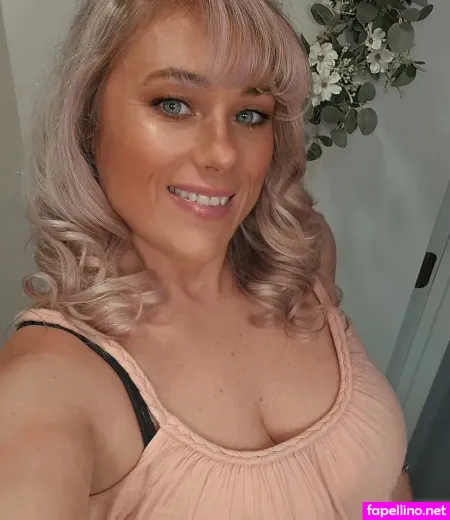 Sarah Nicole OnlyFans Thumbnail #LBLuHs3tEA