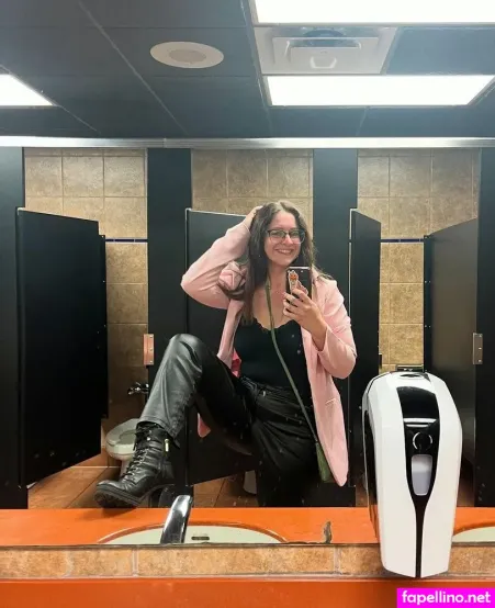 Sarah O Brien OnlyFans Thumbnail #GVjA7FUmqA